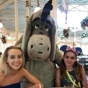 Meet your Posher, Tara